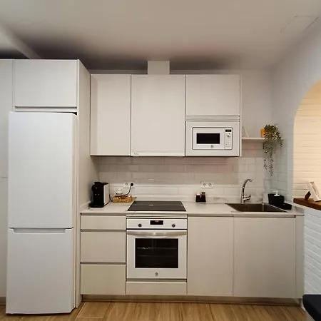 Casita El Lagar * אסטפונה